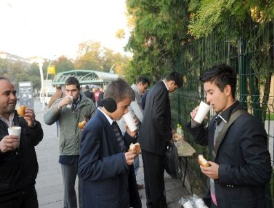 İBN-İ SİNA - Ankara Büyükşehir Belediyesi`nin Eğitime Desteği Sürüyor