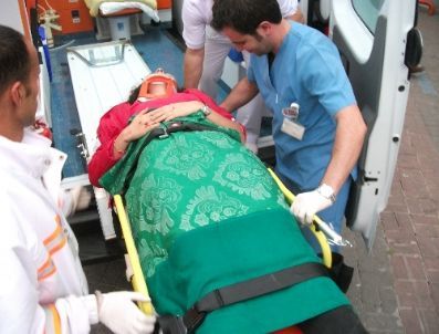 Bağlantı Yolundaki Kazada Can Pazarı: 5 Yaralı (özel)