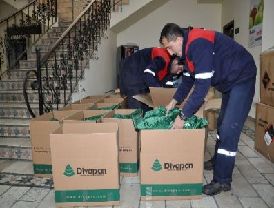 Deprem Bölgesine 500 Adet Kışlık Mont Gönderdi