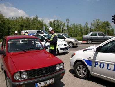 Emniyetten Trafik Uygulaması