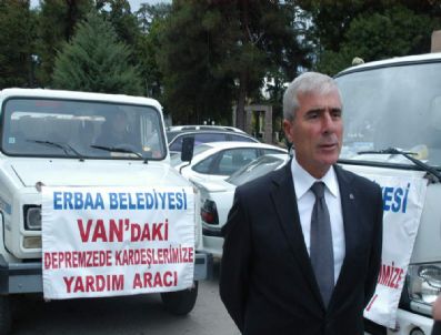 AHMET YENIHAN - Erbaa`dan Van`a Yardım