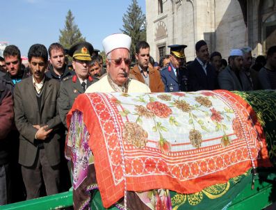 NEZIH DOĞAN - Konya Depremde Kaybedilen Öğretmenleri Uğurladı