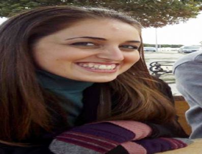 RECEP ÖZBEK - Tuğba Öğretmen İzmir`i Üzdü