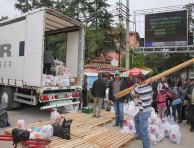 SAMET ERCOŞKUN - Yenişehirlilerden Van`a Yardım Eli