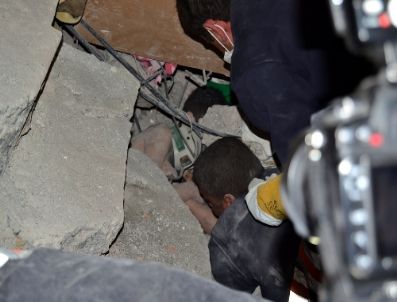 11 Yaşındaki Serhat’ın Ölümü, İzmir Aks 110 Ekibini Yıktı