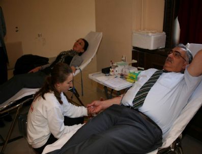 İLYAS DÖKMETAŞ - Cü`den Deprem Bölgesi İçin Kan Bağışı