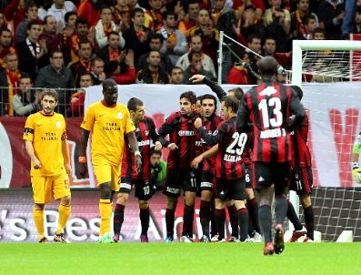 SERVET ÇETİN - Galatasaray: 2 - Gaziantepspor: 4