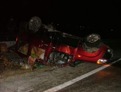 Kulu’da Kamyonet Devrildi: 2 Yaralı