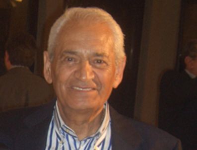 SELÇUK URAL - Ünlü sanatçı Adnan Şenses ameliyat oldu