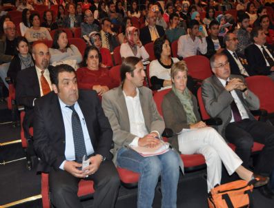 CEVDET ERTÜRKMEN - Nazilli’de  “yaşlılıkta Bir Sorun İki Ülke” Konulu Seminer Düzenlendi