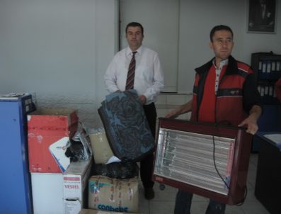 ARAS KARGO - Ptt, Van`a Gönderilen Yardım Paketlerinden Ücret Almıyor