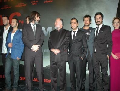 ERDAL BEŞİKÇİOĞLU - `behzat Ç. Seni Kalbime Gömdüm` Ankaralı Sinemasevenlerin Beğenisine Sunuldu