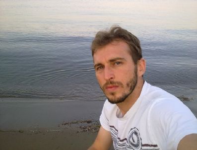 KALAFAT - Çanakkale, Depremde Hayatını Kaybeden Öğretmenine Ağlıyor