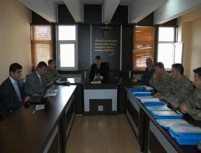 ERDINÇ YıLMAZ - Ergani`de 34 Korucu Kadrosuna 170 Kişi Başvurdu