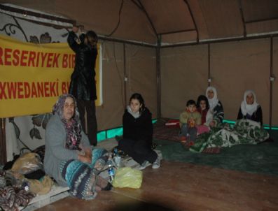 Hakkari`de Panik Devam Ediyor