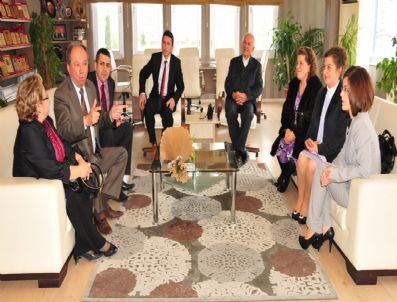 KUTLUKENT - Okullardan Başkan Burma`ya Ziyaret