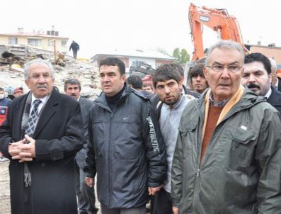 YILDIRAY SAPAN - Vandan Sorumlu Chp Milletvekili Baydar Deprem Bölgesinde