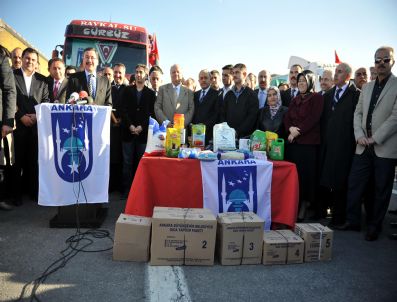 Ankara Büyükşehir Belediyesi, Van’a Bin 240 Ton Yardım Gönderdi