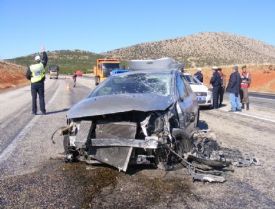 Direksiyon Hakimiyetini Kaybeden Sürücü Ağır Yaralandı