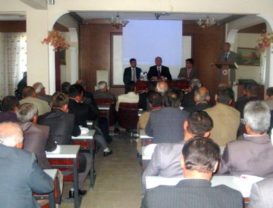 İSMAIL AKSOY - Gediz`de İlçe Sorunları Masaya Yatırıldı