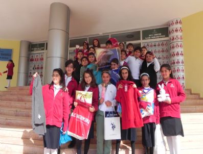 Minik Öğrenciler Van İçin 5 Bin Tl Topladı