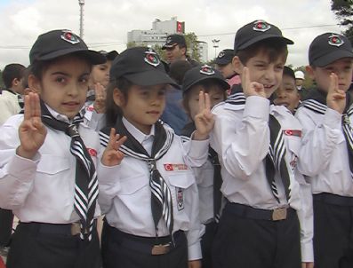 YALÇıN ATAMAN - Taksim`de Cumhuriyet Kutlaması