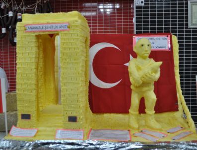 45 Kilo Tereyağından Seyit Onbaşı Heykeli Yaptı
