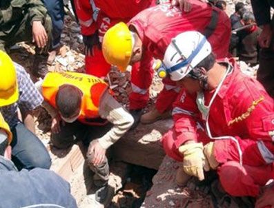 AKUT Van depremine 70 bin Tl borçla gitti