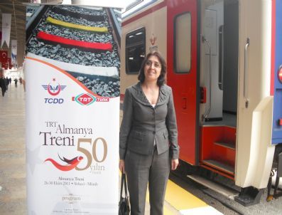 Almanya`ya Göçün 50. Yılında Sirkeci Garında Buluştular