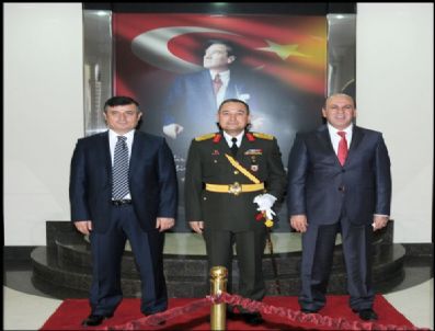 İSMAIL OK - Balıkesir Valisi Arslan Makamında Tebrikleri Kabul Etti