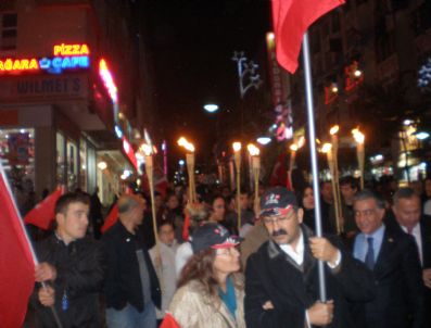 İstanbul`da Cumhuriyet Yürüyüşleri