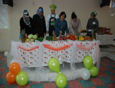 Muşlu Kadınlar, Oktay Ustanın Önünde En Güzel Yemeği Yapmak İçin Yarıştı