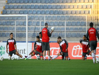 GUUS HİDDİNK - A Milli Futbol Takımı, Almanya ve Azerbaycan Maçlarının Hazırlıklarına Başladı