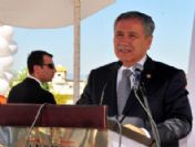 Arınç, Turizm Meslek Lisesi Temel Atma Törenine Katıldı