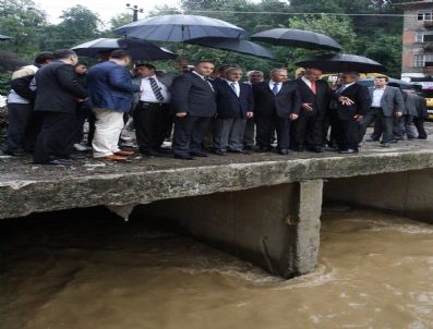 HALIL BAKıRCı - Bakanlar, Afet Bölgesinde İncelemelerde Bulundu