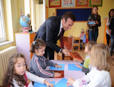 DÜNYA ÇOCUK GÜNÜ - Canik`te `dünya Çocuk Günü` Coşkusu