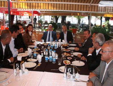 MEHMET ALI OKUR - Düzce`de Ak Parti`de Seçim Çalışmaları Başlıyor