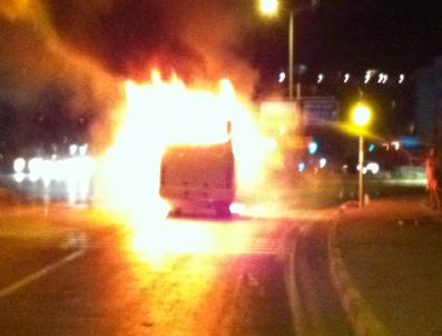 ERKAN BALCı - Halk Otobüsünde Yangın