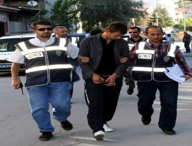 Hamamı Soyan Hırsızlar Yakalandı