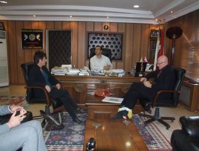 SÜRYANICE - Heınrıch Böll Stıftung Derneği Eş Başkanı Ralf Fücks Abdullah Demirbaş`ı Ziyaret Etti