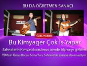 Kimya Öğretmeni Sema Tunç gitarı elinde İstanbul gecelerinin tozunu alıyor