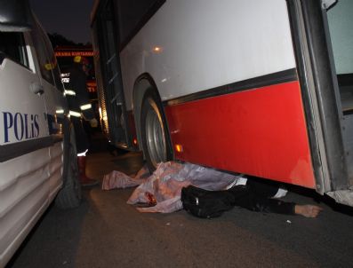 Otobüs Altın Kalan Kız Çocuğu Öldü