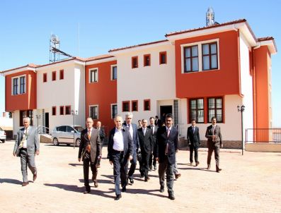 İBRAHIM YURDAKUL - Vali Erdal Ata, Sevgi Evleri ve Rehabilistan Merkezi İnşaatını İnceledi