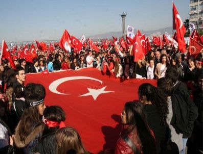 SELAMI ÖZTÜRK - Bağdat caddesi`nde ``cumhuriyet yürüyüşü``