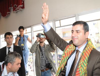 TANSU ÇILLER - Bdp`li Demirtaş Mersin`de