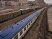 Devlet demiryolları personeli için Van`a 540 yataklı yolcu vagonu gönderildi