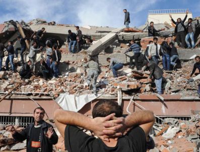 Van'da son bilanço: 596 ölü