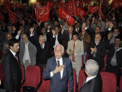 MUSTAFA KAMALAK - Sp`de Arıkan Güven Tazeledi