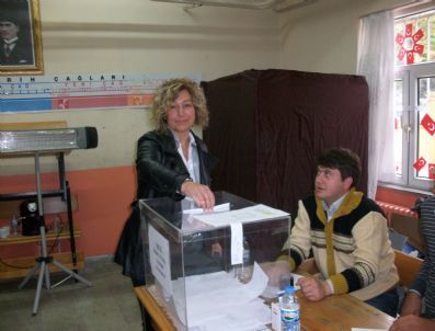 Türkiye`deki Bulgar Vatandaşlar Güven İçinde Oylarını Kullanıyor