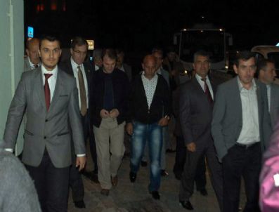 İSMET SU - Vakıflar Genel Müdürü Ertem, İznik Ayasofya`yı İnceledi